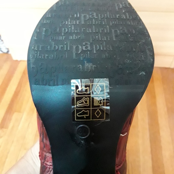 ⭐️ SALE ⭐️ NEW Red leather heeled boots - Picture 8 of 8